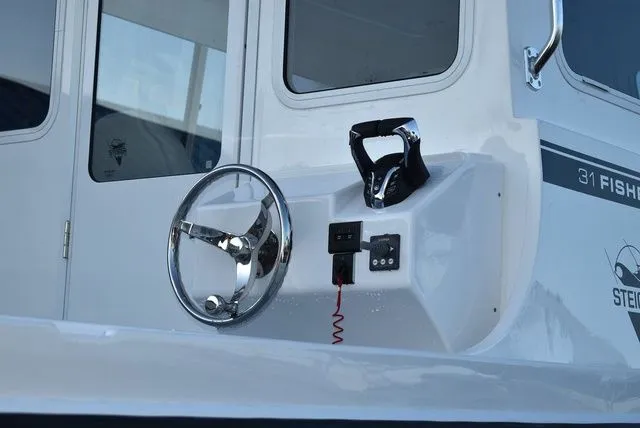 Slide: The Image of Steiger Craft 31 Fisherman 2025 - 23