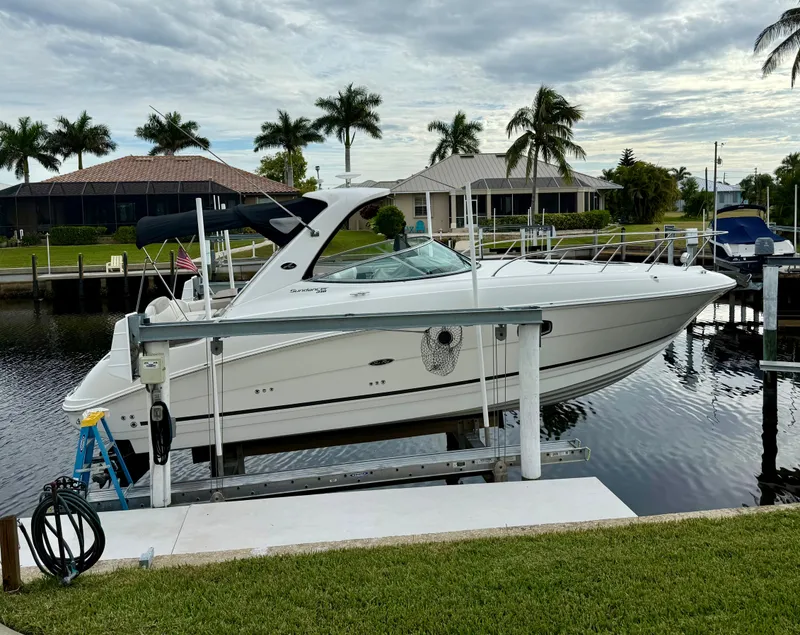The Image of Sea Ray Sundancer 310 2010 - 0
