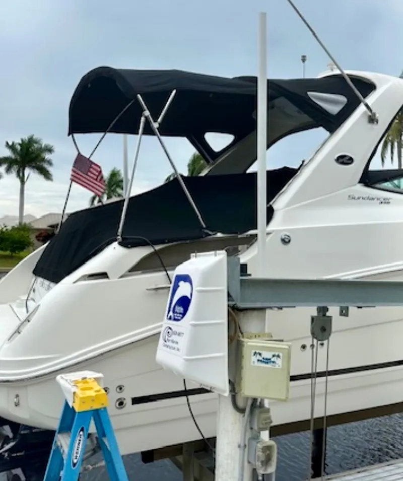 Slide: The Image of Sea Ray Sundancer 310 2010 - 110