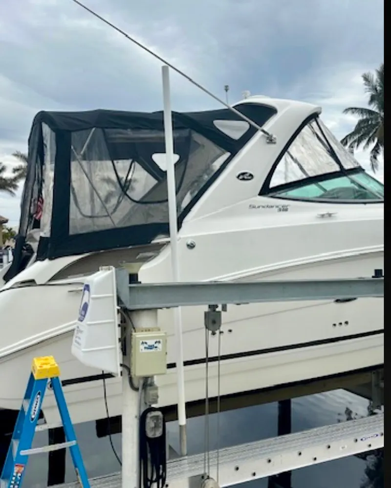 Slide: The Image of Sea Ray Sundancer 310 2010 - 114