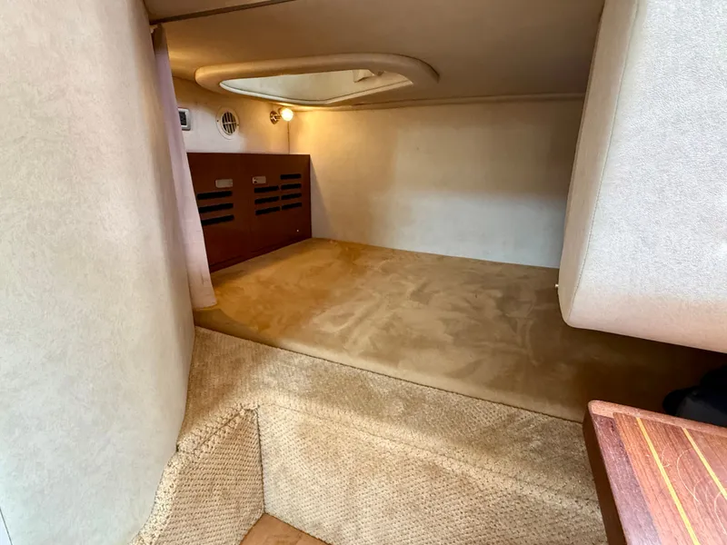 Slide: The Image of Sea Ray Sundancer 310 2010 - 56