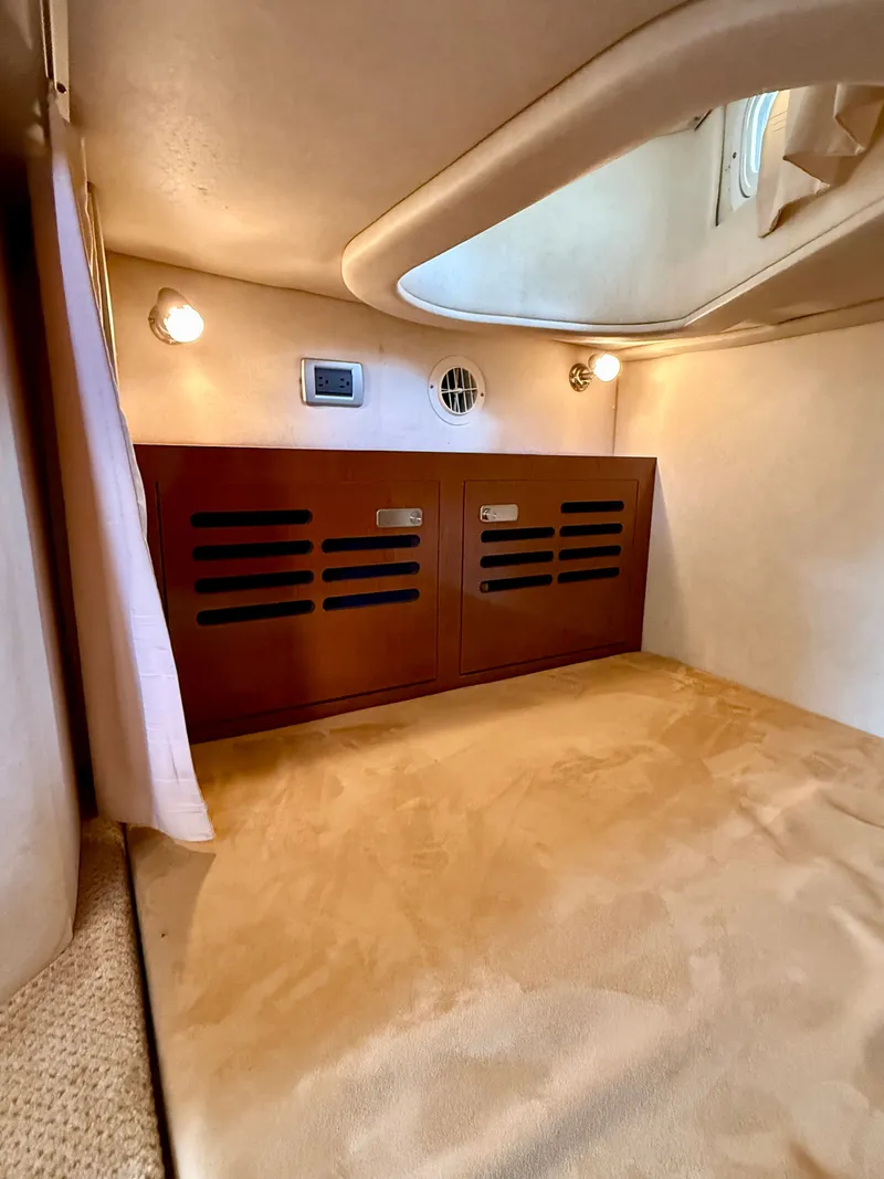 Slide: The Image of Sea Ray Sundancer 310 2010 - 57