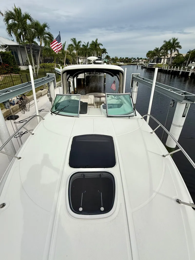 Slide: The Image of Sea Ray Sundancer 310 2010 - 79