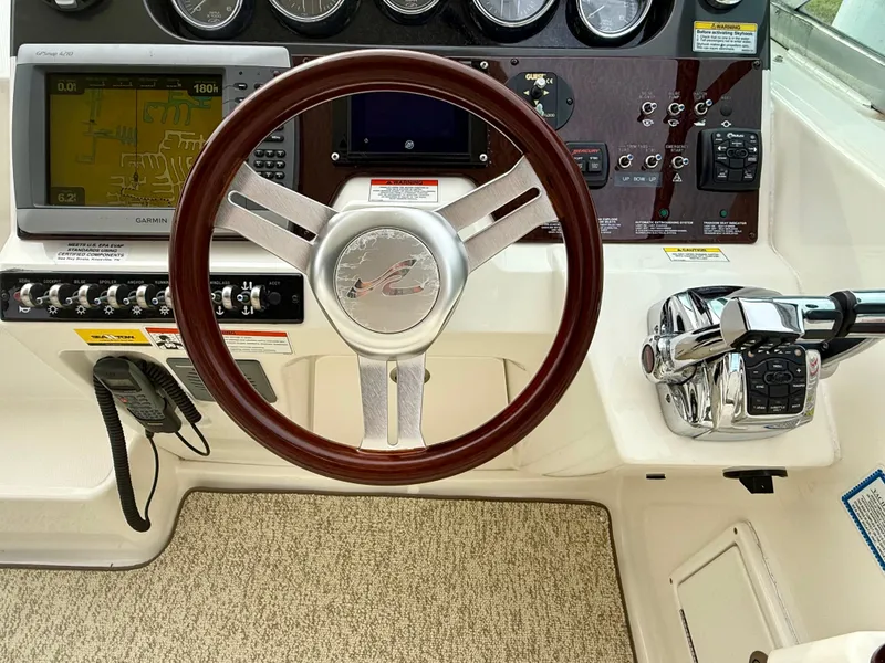 Slide: The Image of Sea Ray Sundancer 310 2010 - 98