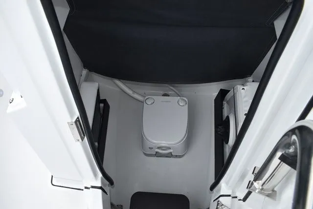 Slide: The Image of Blackfin 222 CC 2024 - 63