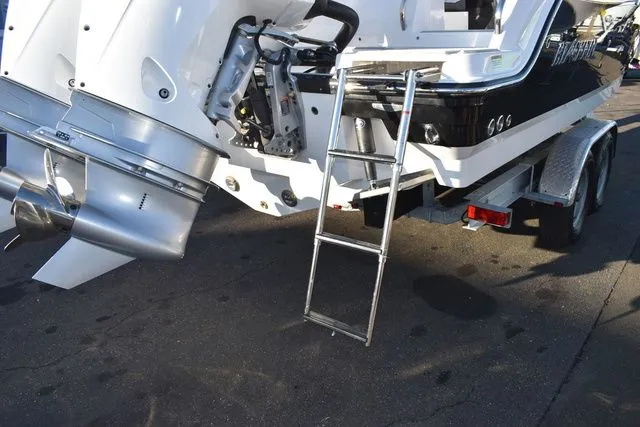 Slide: The Image of Blackfin 252 DC 2024 - 12