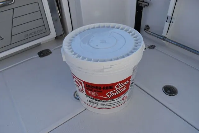 Slide: The Image of Blackfin 252 DC 2024 - 26