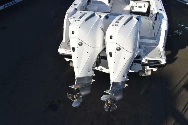 Slide: The Image of Blackfin 252 DC 2024 - 6