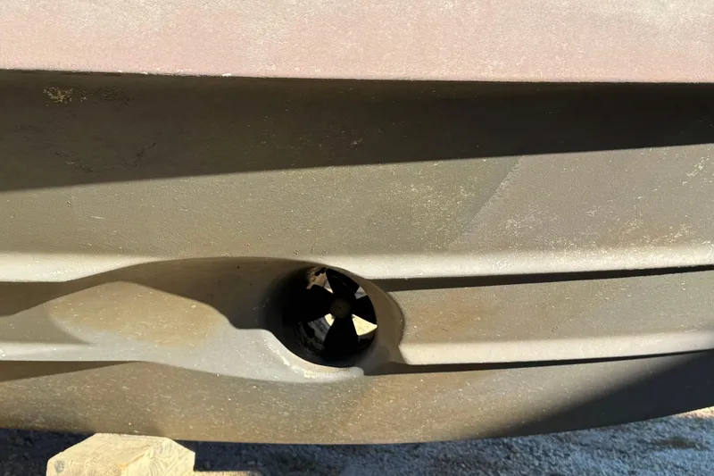 Slide: The Image of Close-up of 2005 Meridian 368 Motoryacht hull with visible propeller. - 70