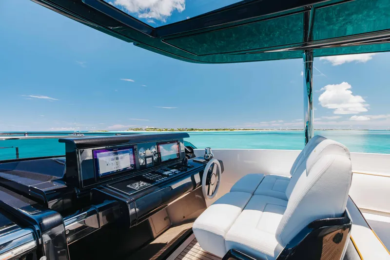 Slide: The Image of Riva 90 argo 2020 - 58