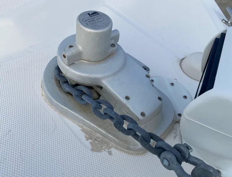 Slide: The Image of Wellcraft 252 Coastal 2005 - 12