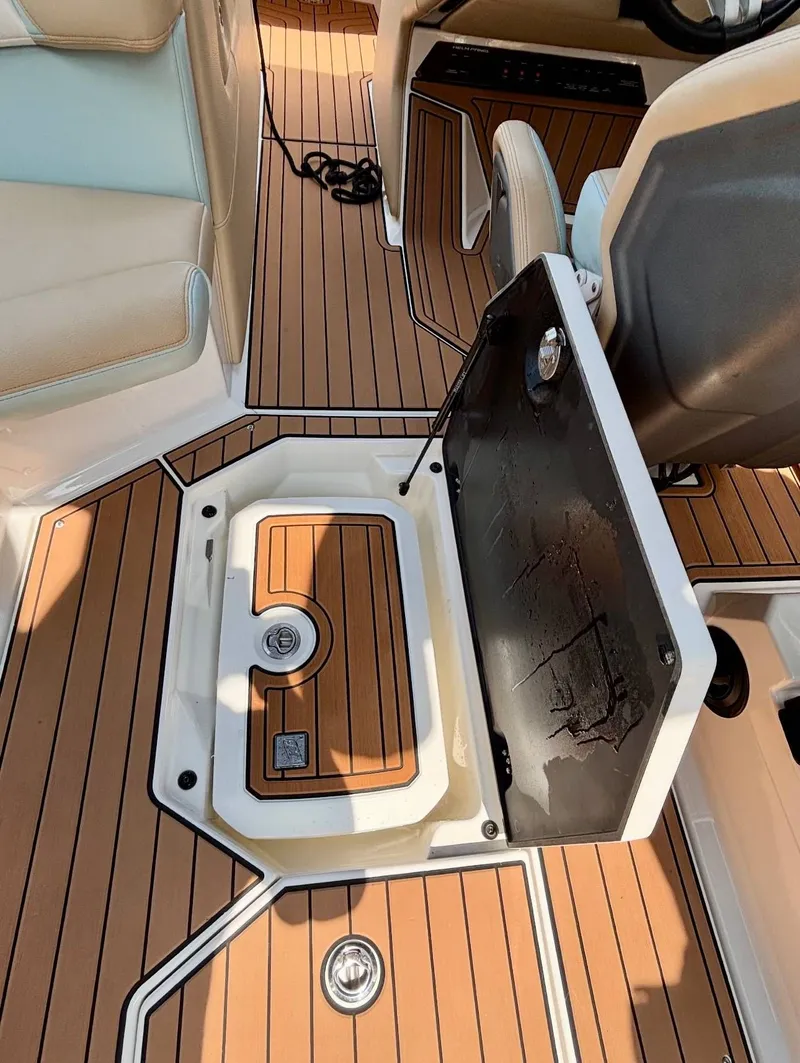 Slide: The Image of Nautique G23 2021 - 8