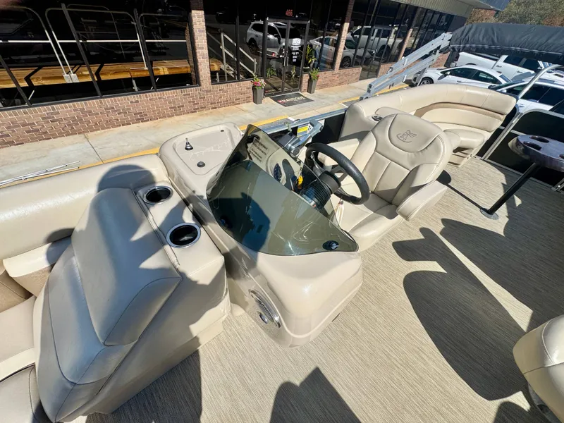 Slide: The Image of Misty Harbor A-2285RU 2017 - 10