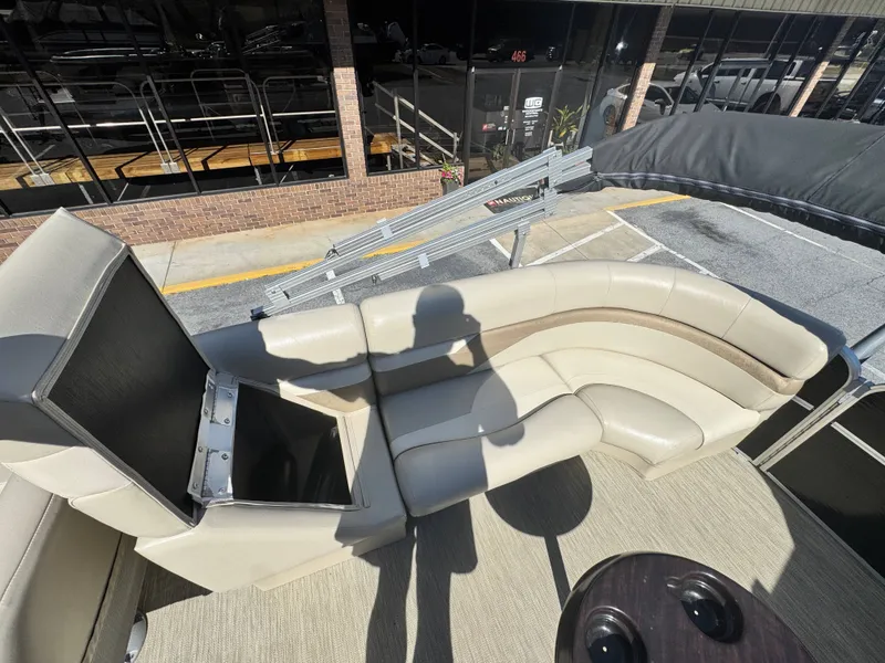 Slide: The Image of Misty Harbor A-2285RU 2017 - 14