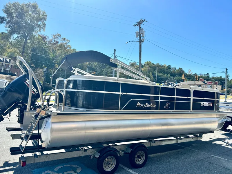 Slide: The Image of Misty Harbor A-2285RU 2017 - 4