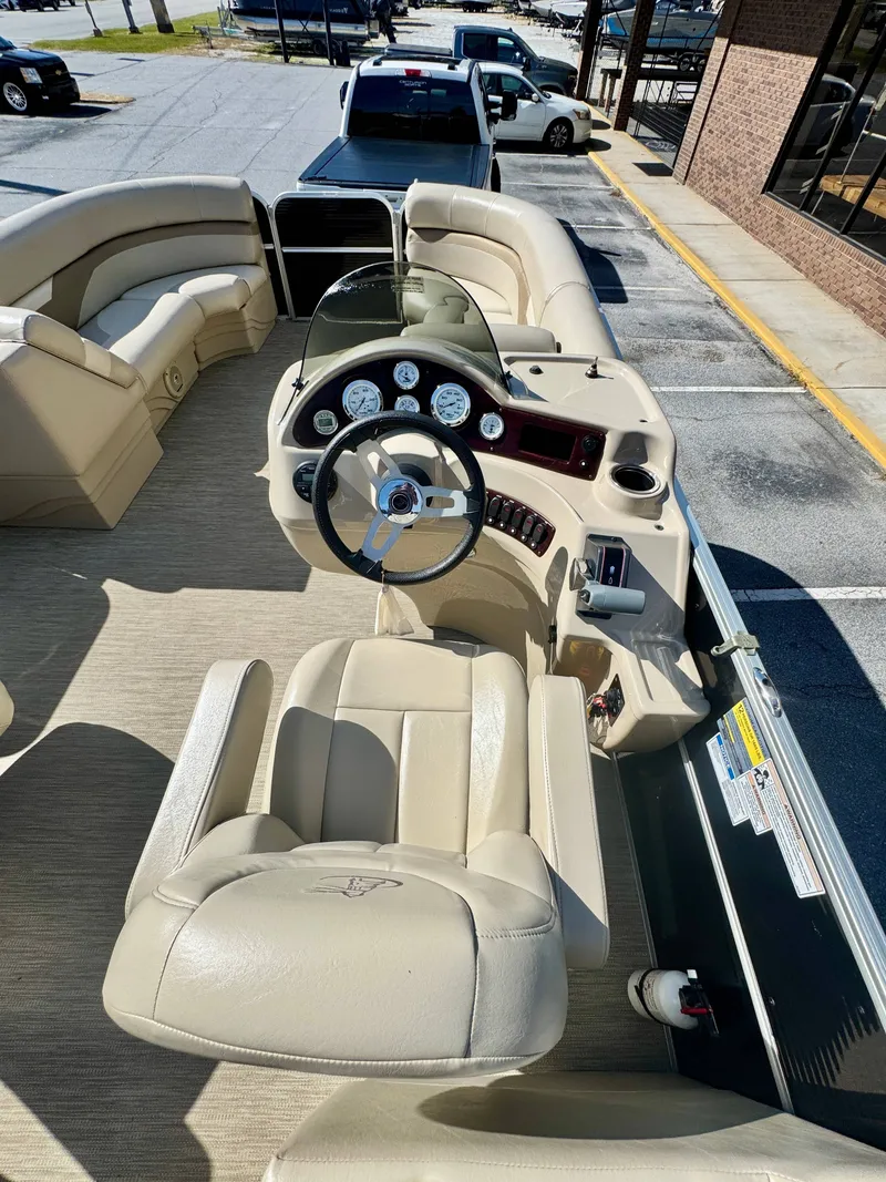 Slide: The Image of Misty Harbor A-2285RU 2017 - 7