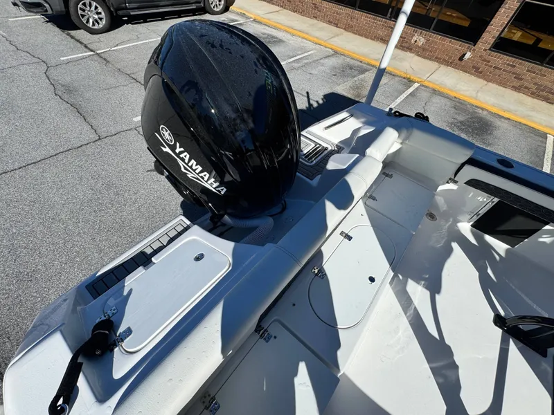 Slide: The Image of Tidewater 220 LXF 2026 - 15