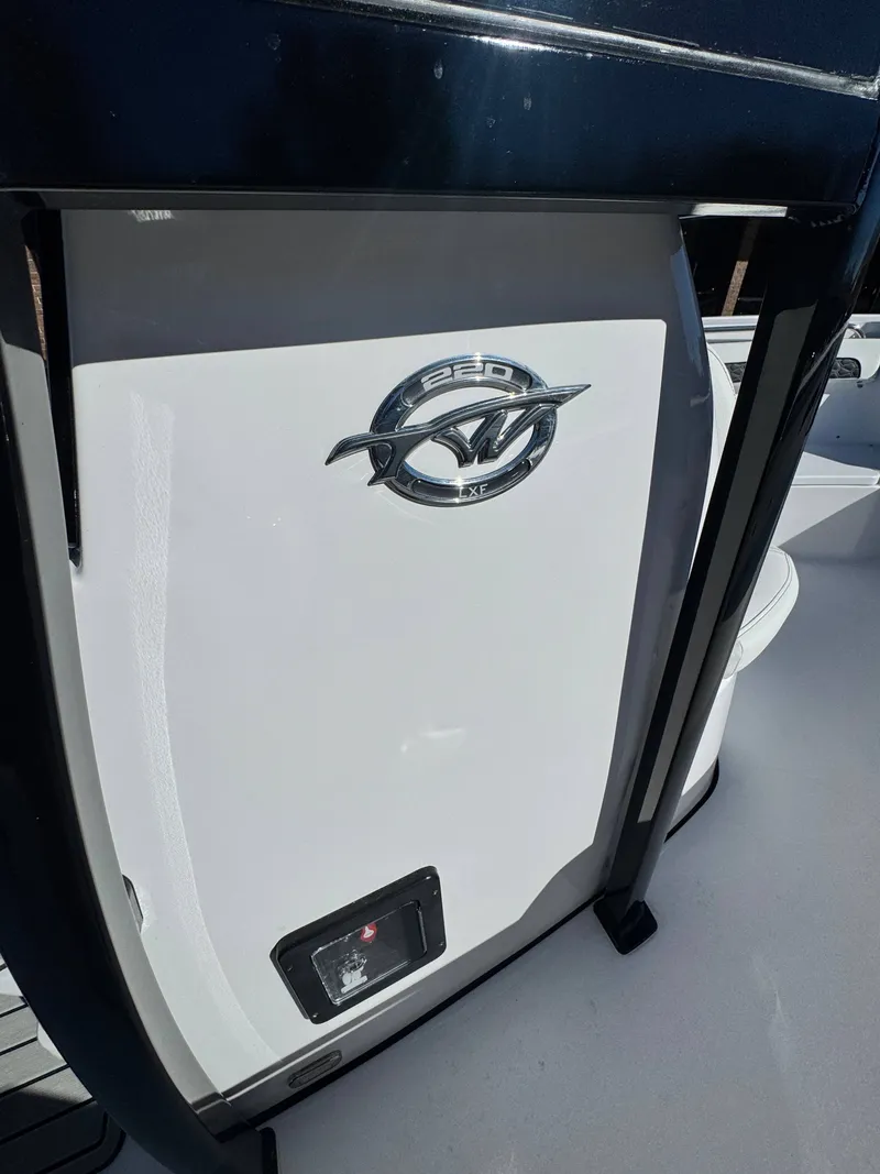 Slide: The Image of Tidewater 220 LXF 2026 - 17