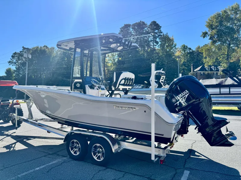 Slide: The Image of Tidewater 220 LXF 2026 - 7