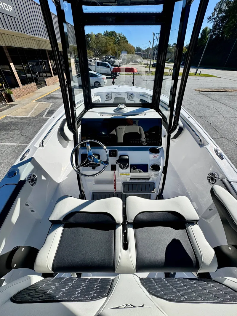 Slide: The Image of Tidewater 220 LXF 2026 - 8