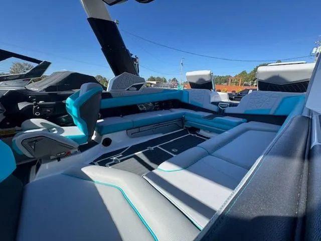 Slide: The Image of Nautique Super Air Nautique G25 Paragon 2022 - 16