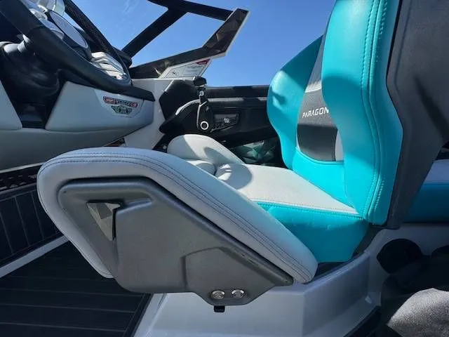 Slide: The Image of Nautique Super Air Nautique G25 Paragon 2022 - 17