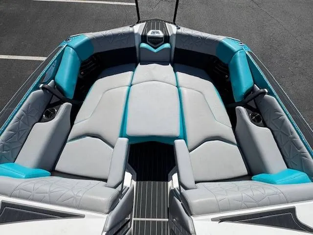 Slide: The Image of Nautique Super Air Nautique G25 Paragon 2022 - 34