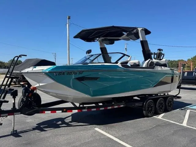 Slide: The Image of Nautique Super Air Nautique G25 Paragon 2022 - 4