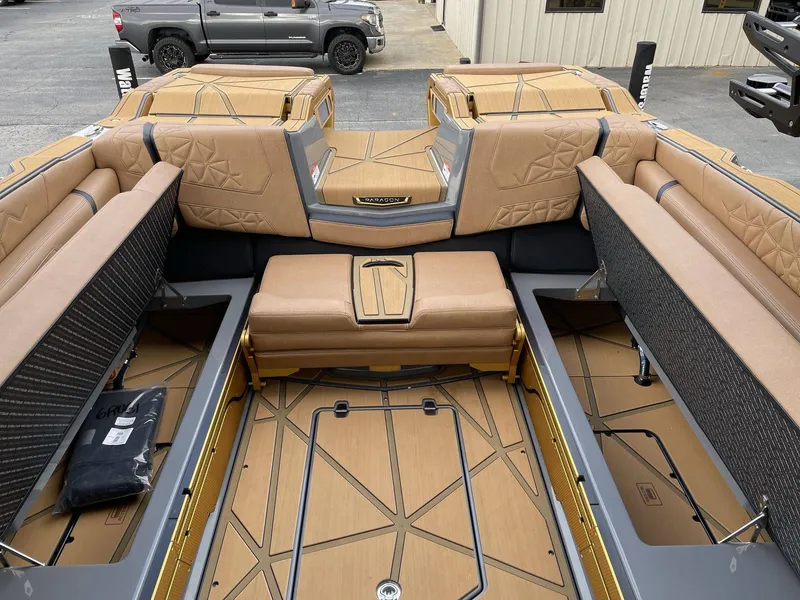 Slide: The Image of Nautique Paragon 25 2026 - 23