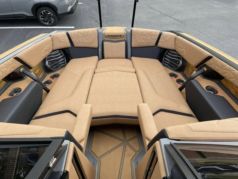 Slide: The Image of Nautique Paragon 25 2026 - 28