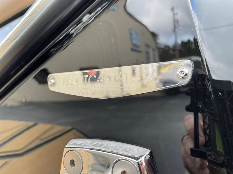 Slide: The Image of Nautique Paragon 25 2026 - 9