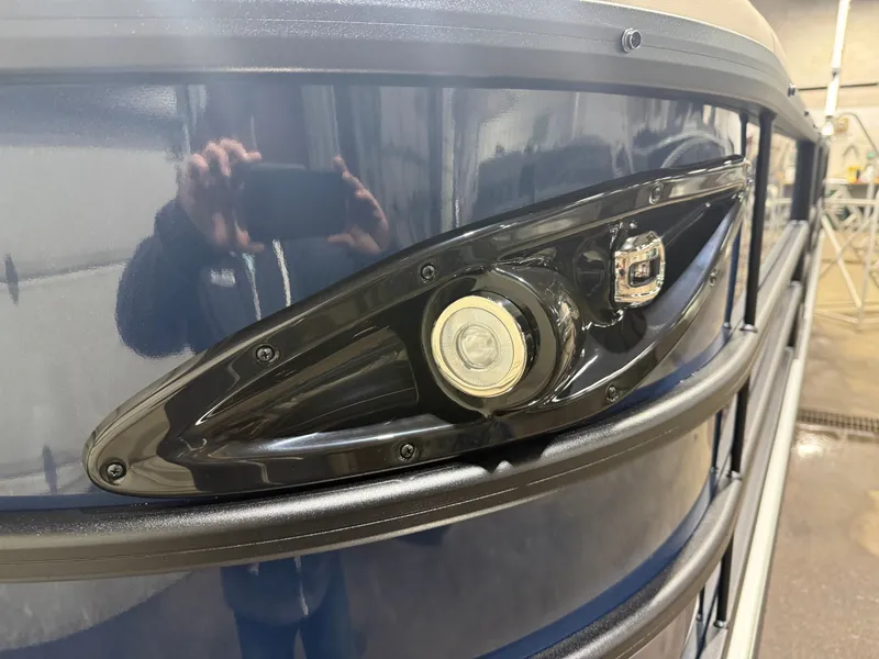 Slide: The Image of Bentley Pontoons Legacy 220 QSB Swingback & Honda 4-Stroke EFI 2026 - 34