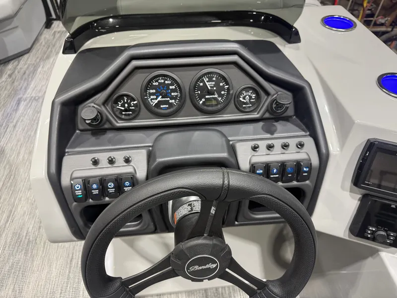 Slide: The Image of Bentley Pontoons Legacy 220 Swingback & Honda 4-Stroke EFI 2026 - 13