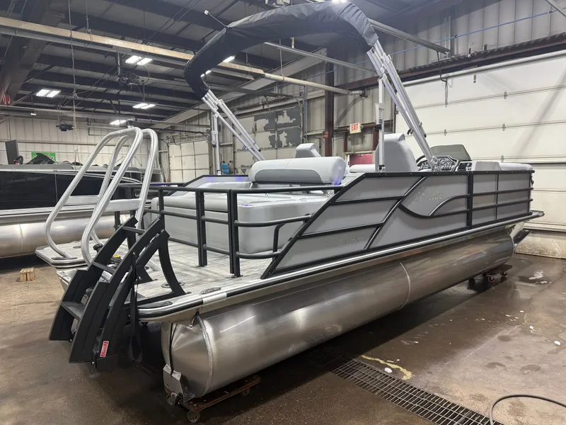 Slide: The Image of Bentley Pontoons Legacy 115HP Swingback 220 Pontoon 2026 - 40