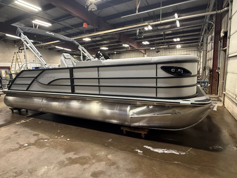Slide: The Image of Bentley Pontoons Legacy 115HP Swingback 220 Pontoon 2026 - 41