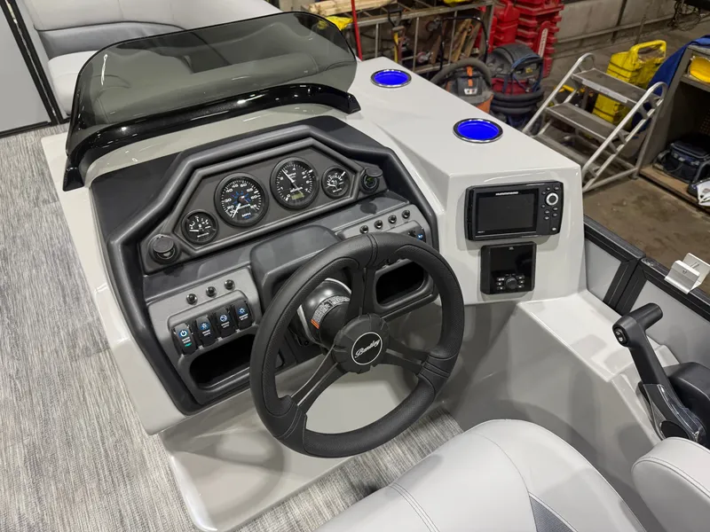 Slide: The Image of Bentley Pontoons Legacy 220 Swingback & Honda 4-Stroke EFI 2026 - 12