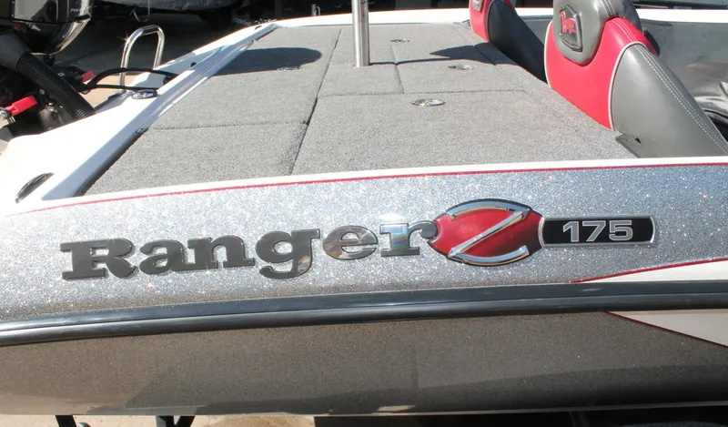 Slide: The Image of Ranger Boats Z175 2019 - 12