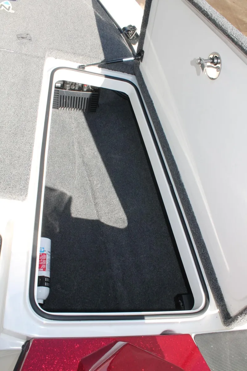 Slide: The Image of Ranger Boats Z175 2019 - 19