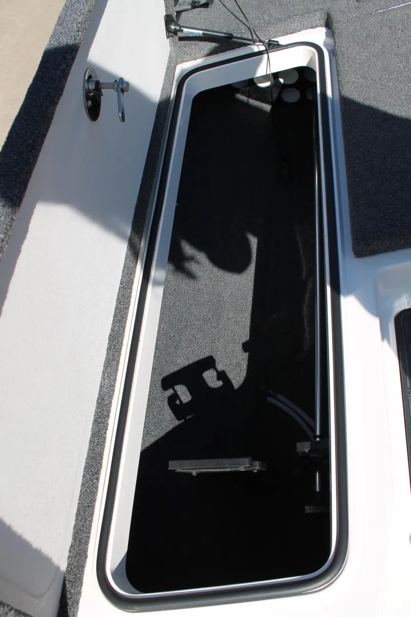 Slide: The Image of Ranger Boats Z175 2019 - 21