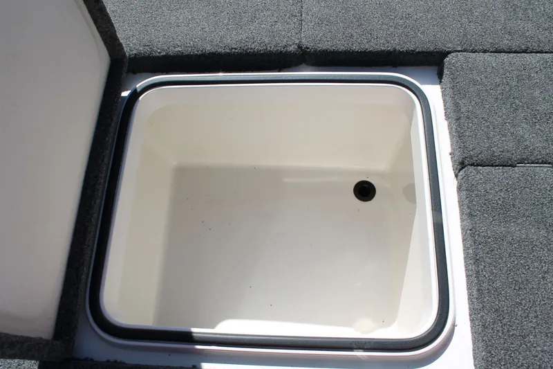 Slide: The Image of Ranger Boats Z175 2019 - 23