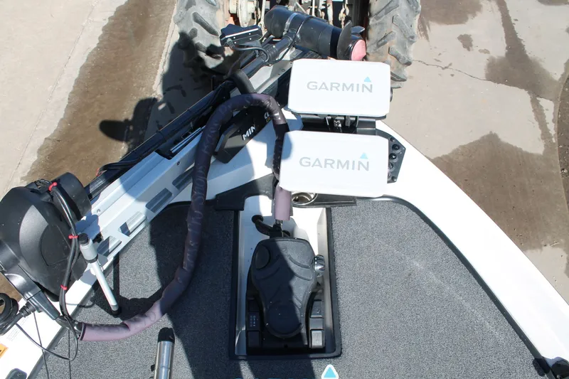 Slide: The Image of Ranger Boats Z175 2019 - 5