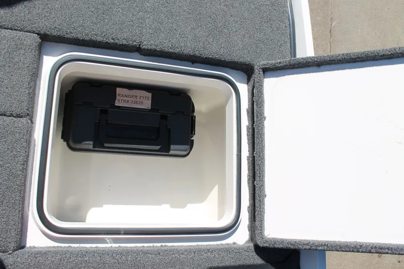 Slide: The Image of Ranger Boats Z175 2019 - 9