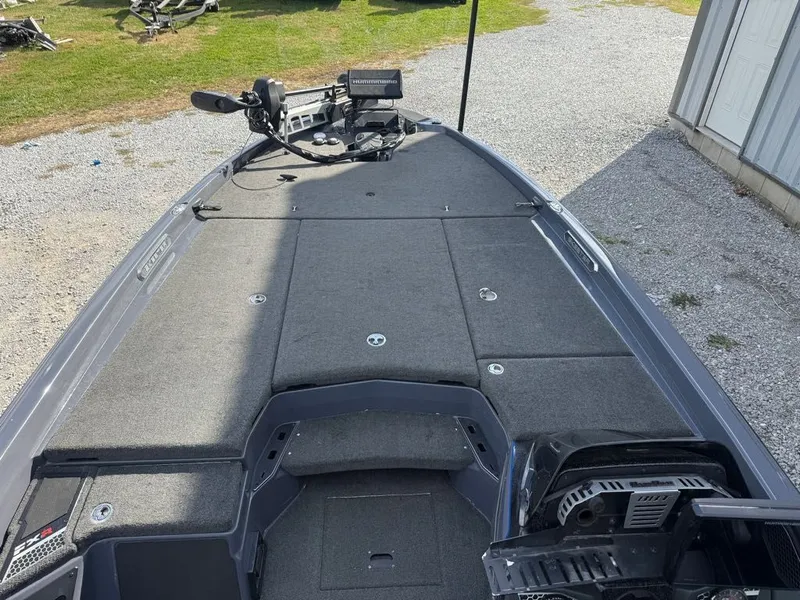 Slide: The Image of Skeeter FXR21 2024 - 10