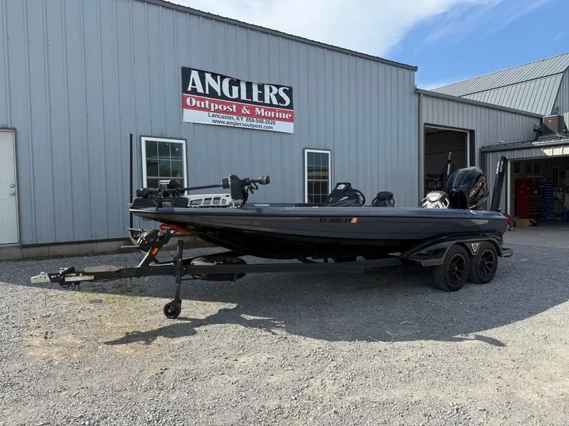 Slide: The Image of Skeeter FXR21 2024 - 2