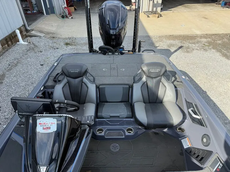 Slide: The Image of Skeeter FXR21 2024 - 5