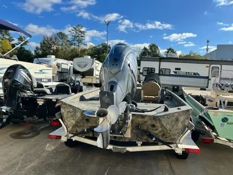 Slide: The Image of Excel Cat Pro Side Console 2172 2024 - 4