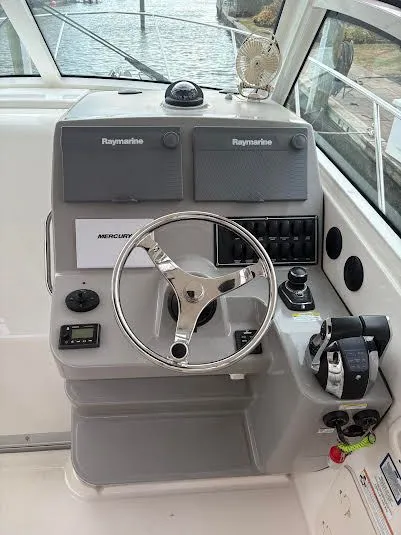 Slide: The Image of Boston Whaler 315 Conquest 2017 - 11