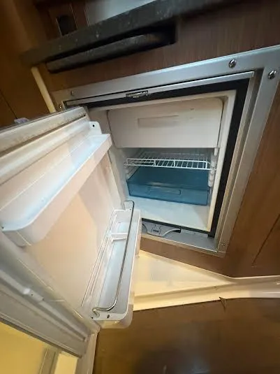 Slide: The Image of Boston Whaler 315 Conquest 2017 - 26