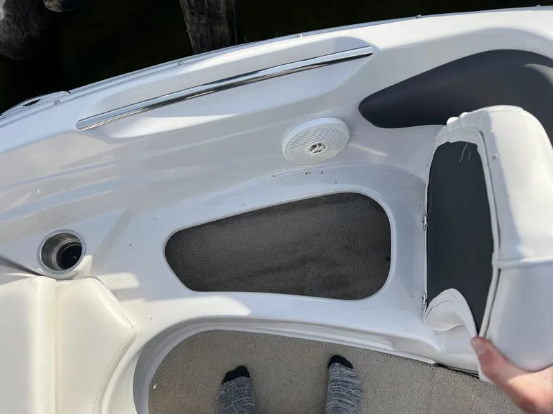 Slide: The Image of Four Winns H190 2010 - 21