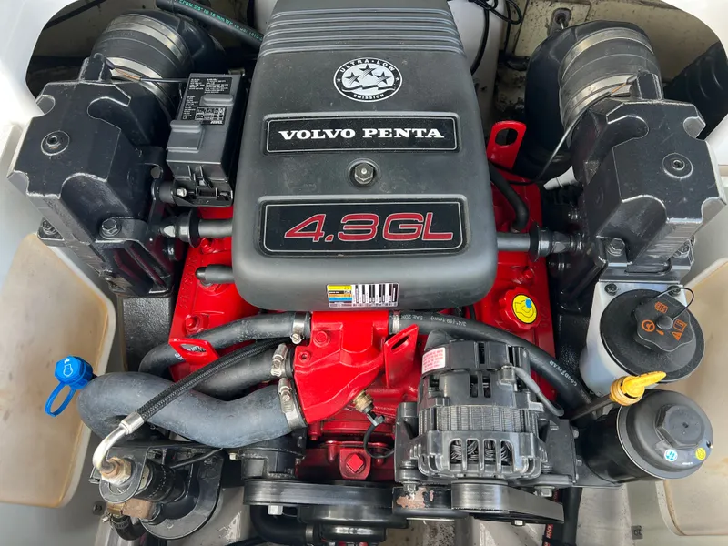 Slide: The Image of Four Winns H190 2010 - 5